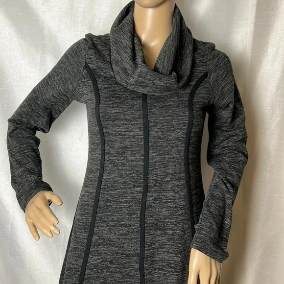 Nwt  vintage grey  sweater dress, Sm, cowl neck ,slimming lines,Whimsigoth,goth - Picture 3 of 16